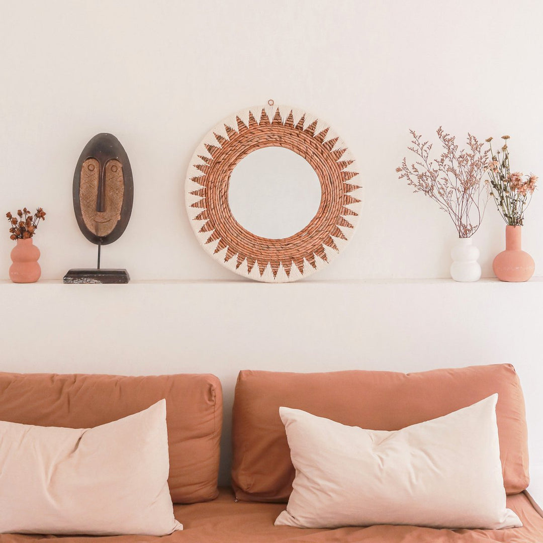 Runder Wandspiegel „Awan“ (Ø 58 cm) – Gewebte Boho-Dekoration