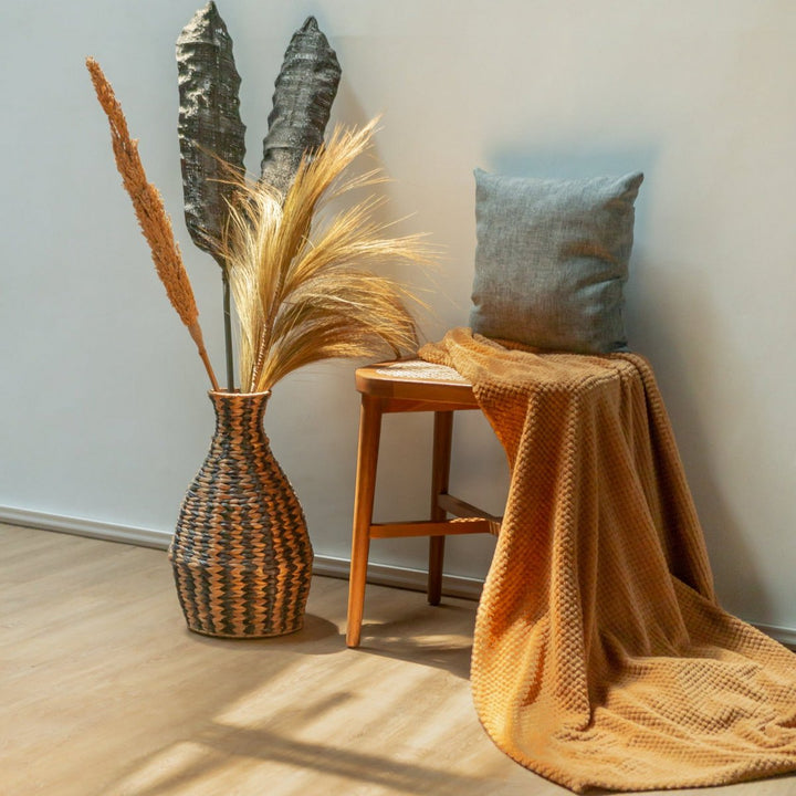 Geflochtene Boho Vase DAYANA – Schwarz | Wasserhyazinthe