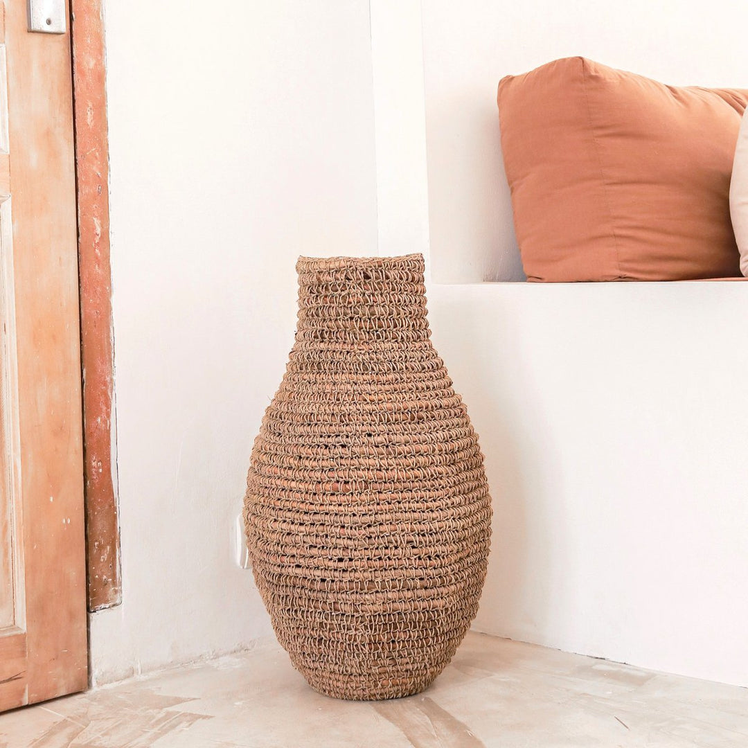 Gewebte Boho-Vase SAKRA – Bananenfaser & Bast | Nature-Look