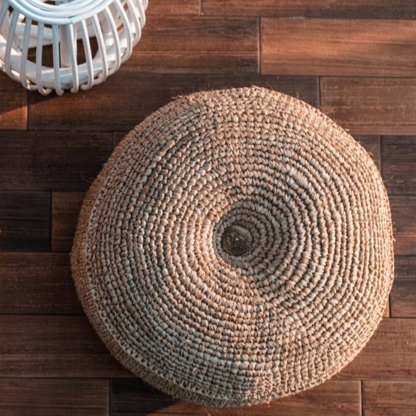 Runder Boho-Hocker Telu – Handgefertigter Bast-Sitzpouf (2 Größen)